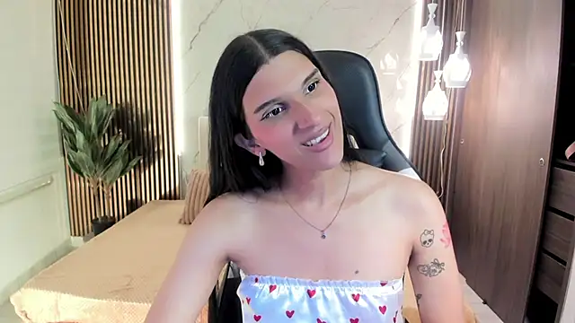 Snapshot of Bianca_baldwin_ chatting on December 13, 8:48 pm Bianca baldwin online show from December 13, 8:48 pm