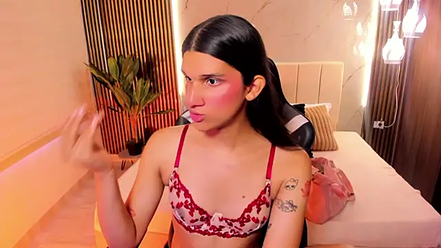 Bianca baldwin  online show from February 9, 9:35 pm