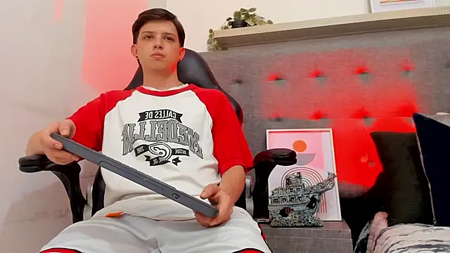 sebastamayo  online show from March 28, 5:08 am