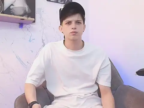 sebastamayo  online show from March 3, 7:59 am