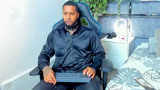 jay jhonson01 online show from March 26, 2:43 am