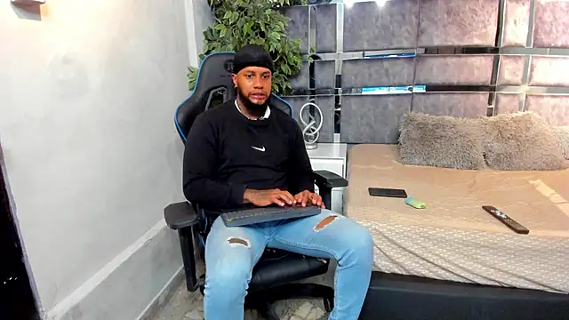 jay jhonson01 online show from February 5, 3:35 am