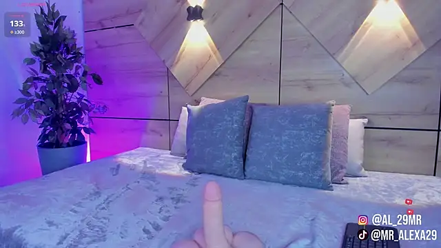 sussan fox  online show from January 10, 7:42 pm