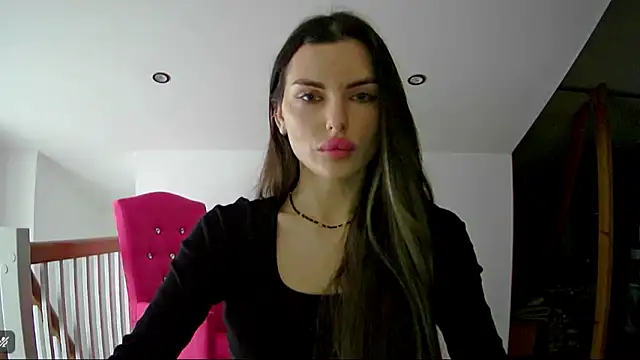 Addisonadore online show from February 9, 7:50 am