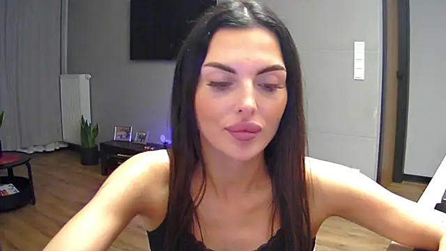 Addisonadore online show from June 15, 8:41 pm