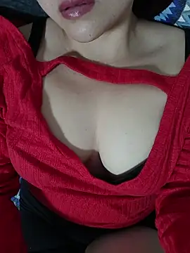 Snapshot of laura395 chatting on December 14, 8:25 pm laura395 online show from December 14, 8:25 pm