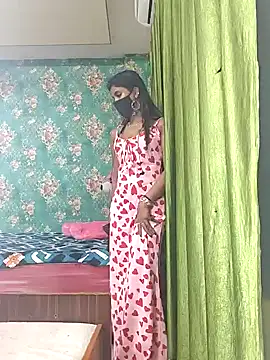 STICKY GIRL online show from February 6, 7:21 pm