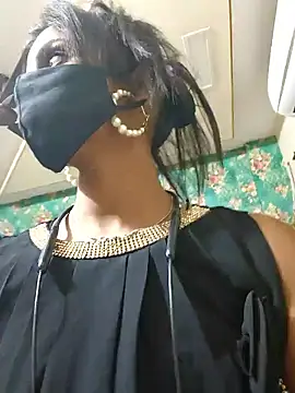 STICKY GIRL online show from January 9, 5:20 pm