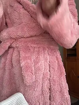 dein traumchen online show from April 8, 8:16 am