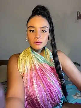 Lena-Williamss online show from May 15, 6:00 am