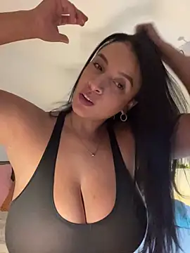 Lena-Williamss online show from June 17, 3:39 am