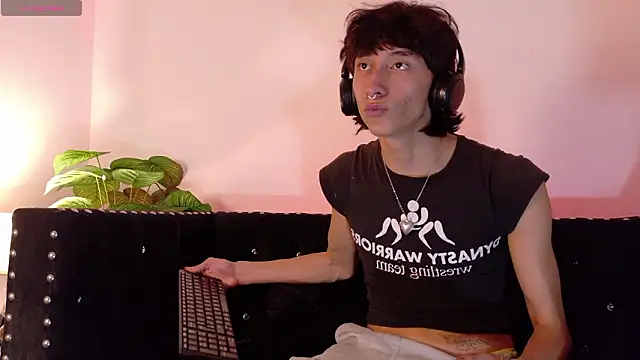 Cody Bloom online show from March 12, 4:40 am