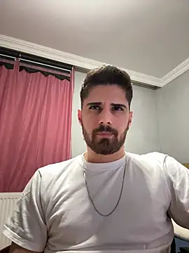 berke3424 online show from April 4, 10:27 pm