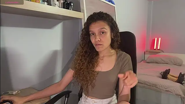 Sunshineegirll online show from March 26, 8:18 pm