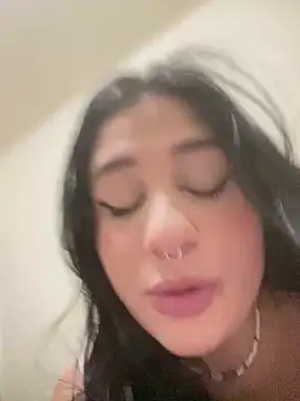 pudizinhaa  online show from December 14, 4:40 am