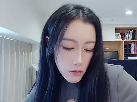 Snapshot of TXMIT chatting on December 15, 7:25 am TXMIT online show from December 15, 7:25 am