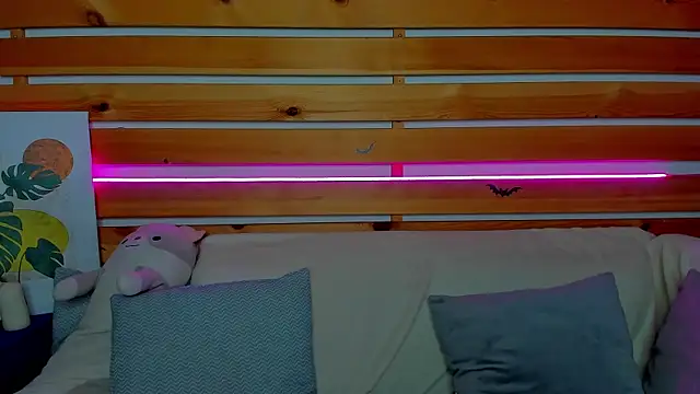 Evis Dailyy online show from December 19, 1:09 am