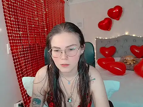 Snapshot of lexalove_doll chatting on February 14, 4:02 am lexalove doll online show from February 14, 4:02 am