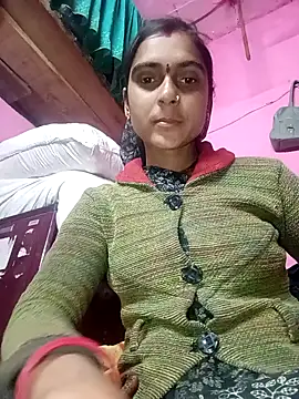 Snapshot of Cutsedi83 chatting on December 14, 2:07 am Cutsedi83 online show from December 14, 2:07 am