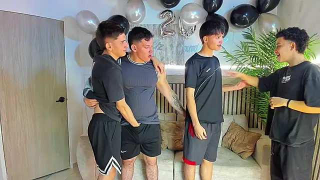 Just4life242 online show from December 13, 9:32 pm