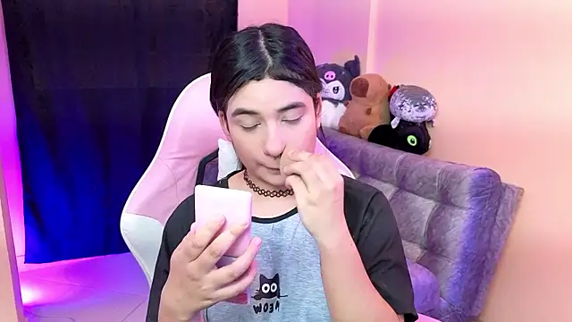 Snapshot of bonnieTaylor1 chatting on January 15, 7:39 pm bonnieTaylor1 online show from January 15, 7:39 pm