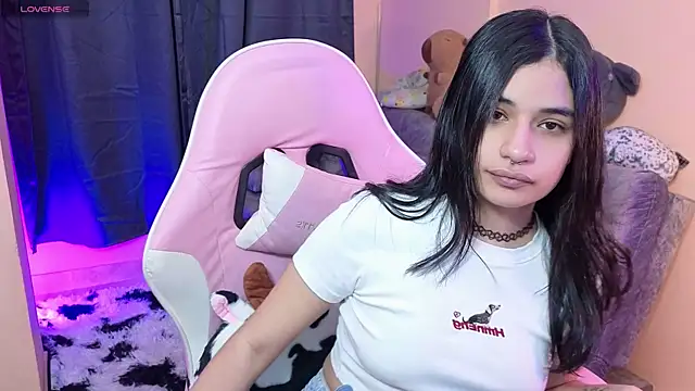 bonnieTaylor1 online show from June 4, 3:00 am