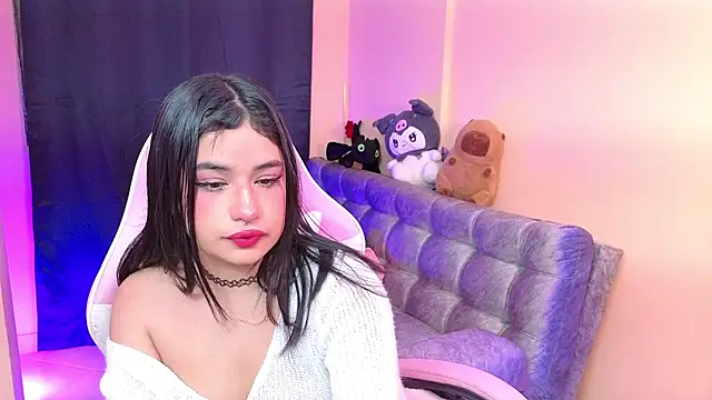 Snapshot of bonnieTaylor1 chatting on December 14, 3:35 am bonnieTaylor1 online show from December 14, 3:35 am