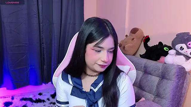 bonnieTaylor1 online show from April 12, 4:49 am