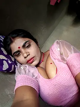 Sexy Rajkumari123 online show from April 1, 1:30 am