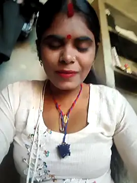 Sexy Rajkumari123 online show from April 12, 5:11 am