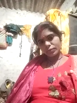 Snapshot of Sexy_Rajkumari123 chatting on December 14, 1:12 am Sexy Rajkumari123 online show from December 14, 1:12 am