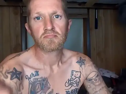 Snapshot of Bharv69 chatting on December 18, 5:56 am Bharv69 online show from December 18, 5:56 am