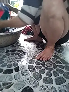 Snapshot of thoconxx chatting on December 14, 11:54 pm thoconxx online show from December 14, 11:54 pm