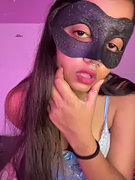 Amaira 69 online show from June 23, 8:45 am