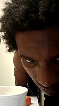 Teeskii  online show from December 17, 10:09 am