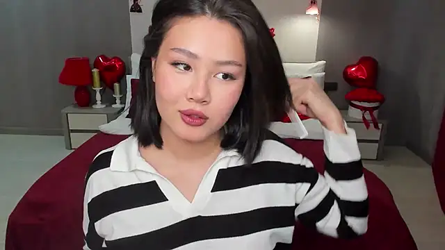 Brunette Charm online show from February 16, 11:09 am