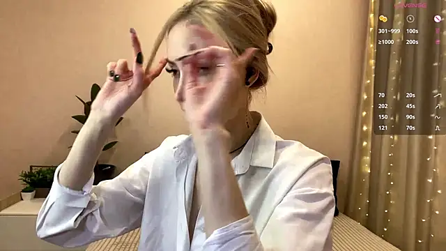 Snapshot of sun_under_skyy chatting on January 14, 9:24 am sun under skyy online show from January 14, 9:24 am