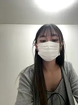 shuka-xoxo online show from December 14, 4:45 pm