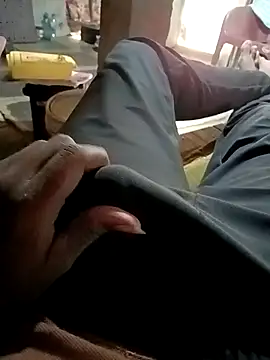 loki-king-143 online show from March 2, 4:24 am