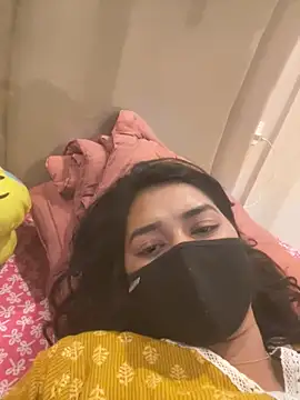 Cutie Seema online show from April 30, 4:58 pm