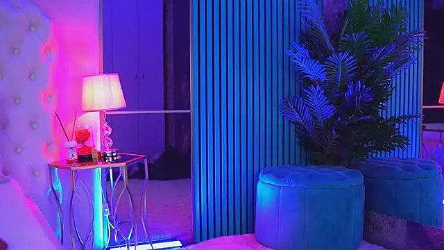 LexaRhodes online show from January 10, 4:24 pm