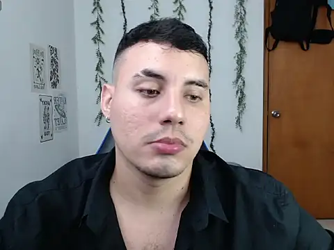 ENZO444  online show from December 15, 3:12 am