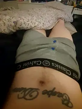 Snapshot of giorobbo chatting on December 14, 12:11 pm giorobbo online show from December 14, 12:11 pm