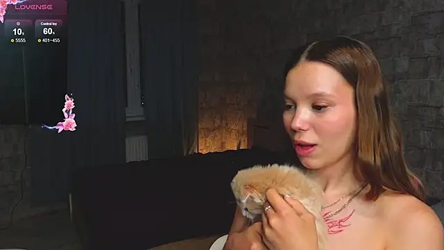 Cara Sweet1 online show from May 28, 6:36 pm