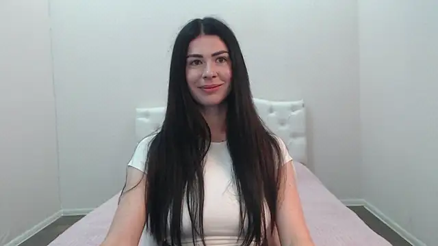 Snapshot of MilaSecret55 chatting on July 20, 6:43 am MilaSecret55 online show from July 20, 6:43 am