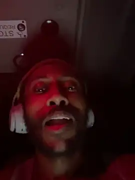 Snapshot of Pleasure_Overlord chatting on February 18, 6:22 am Pleasure Overlord online show from February 18, 6:22 am