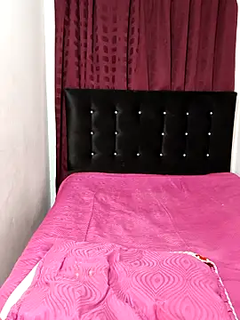 Sophia Moons  online show from April 3, 12:28 am