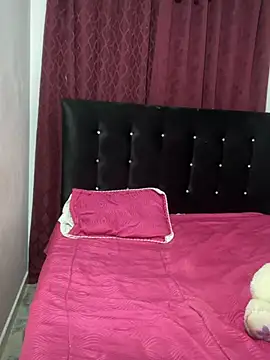 Sophia Moons  online show from February 19, 5:04 am