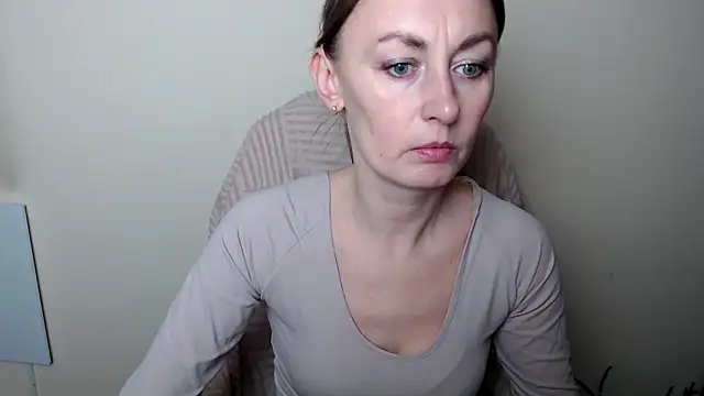 LiaSeass  online show from March 23, 12:27 pm