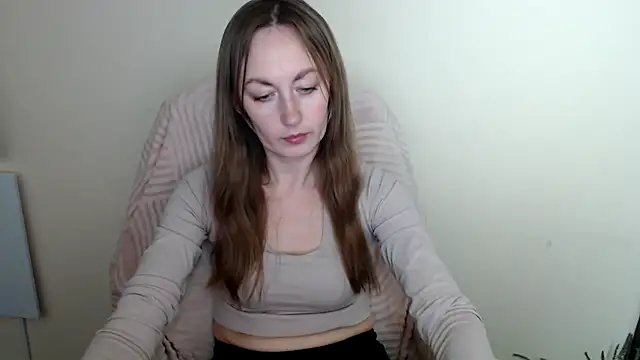 LiaSeass  online show from April 28, 12:20 pm